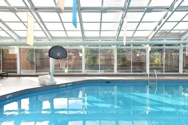 Clarion Hotel & Conference Centre Pembroke
