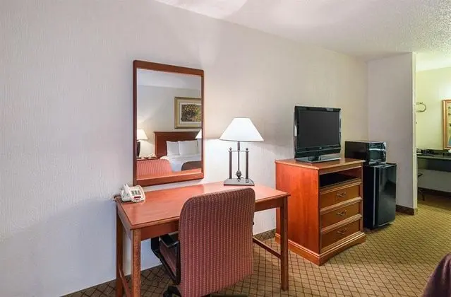 Clarion Inn Channelview