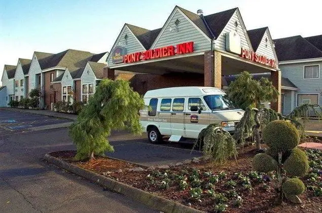 Clarion Inn