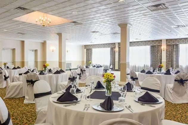Clarion Inn Harpers Ferry-Charles Town - Genel