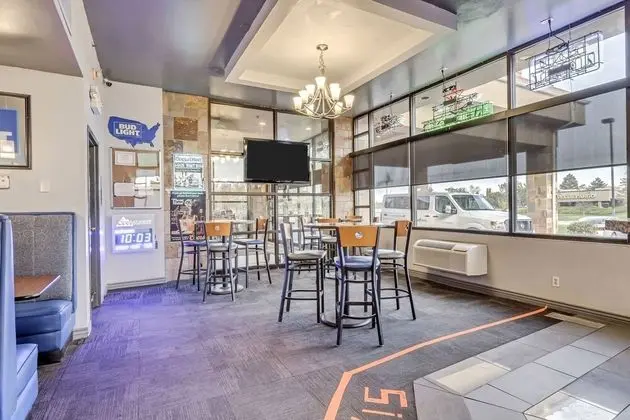 Clarion Inn - Yerinde Yemek