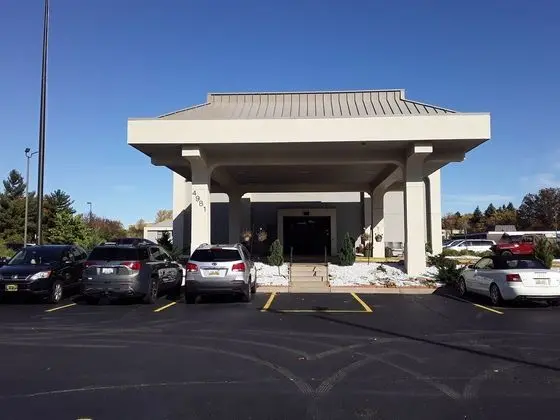 Clarion Inn & Suites Airport