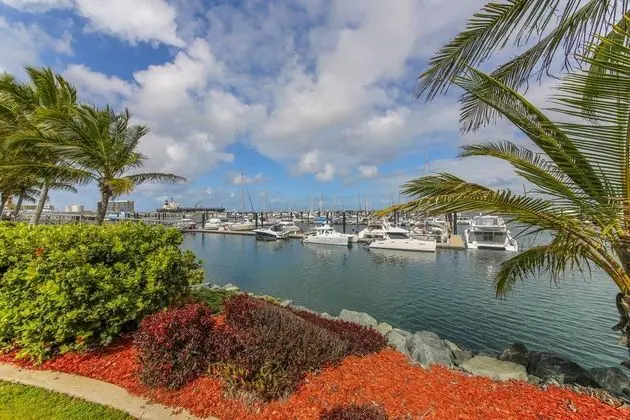 Clarion Mackay Marina