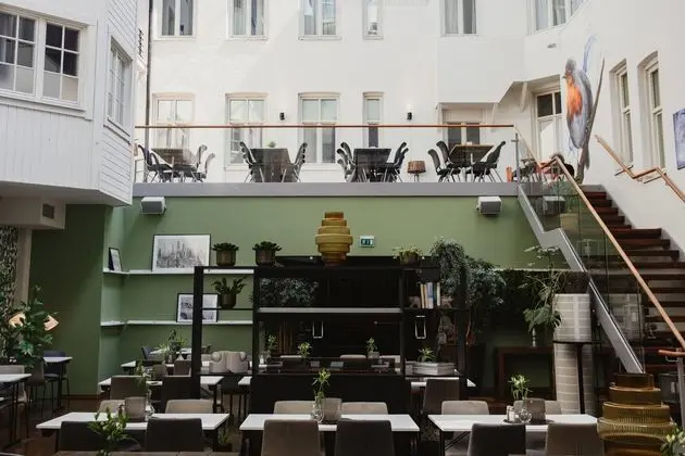 Clarion Hotel Plaza - Havuz