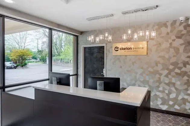 Clarion Pointe Charlottesville - Lobi