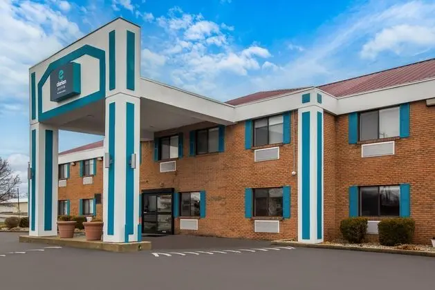 Clarion Pointe Harrodsburg-Danville - Dış Mekan