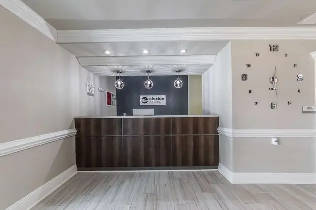 Clarion Pointe Lafayette - Lobi