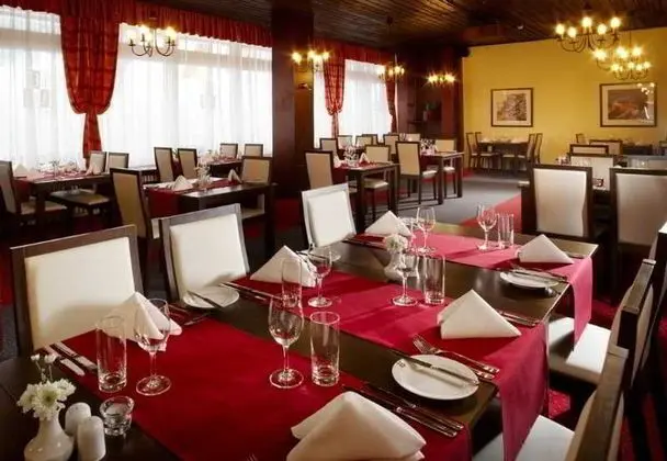 Clarion Hotel Spindleruv Mlyn - Yeme / İçme