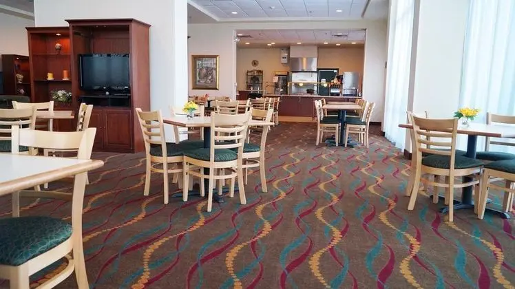Clarion Suites Central