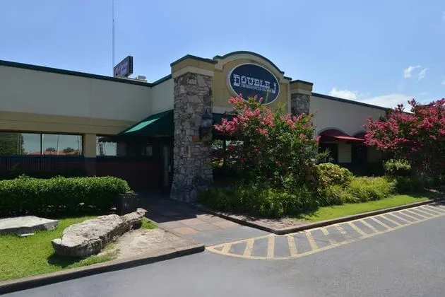 Clarion Hotel West Memphis I-40 I-55