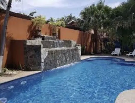 Clarita's Hotel - Havuz