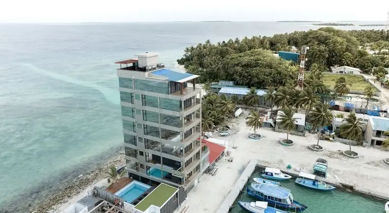 Clarks Exotica Kamadhoo Maldives