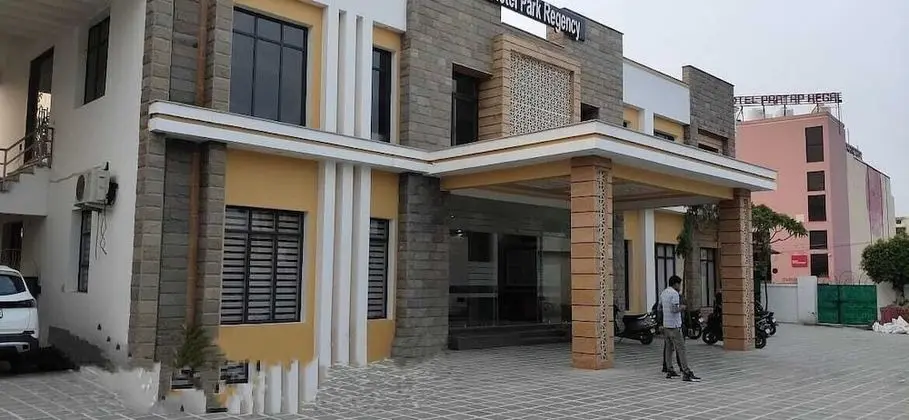 Hotel Clarks Inn Express Bharatpur