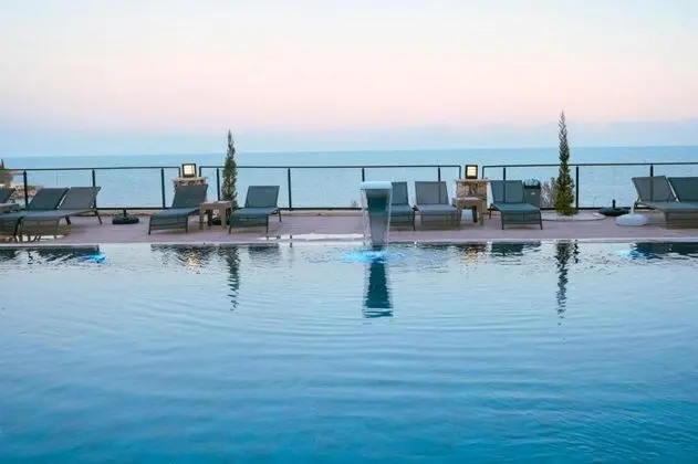 Class Premium Suit Hotel