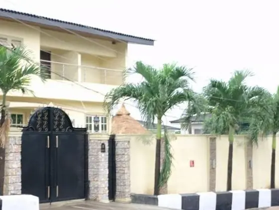 Class Suites Budget Ogba