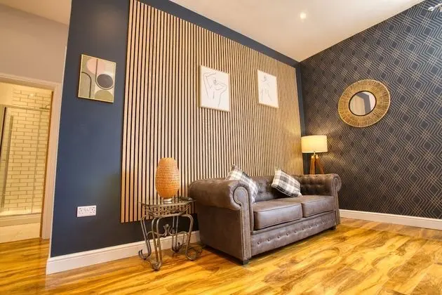 Classic 1 Bedroom King Size bed en Suite Shower Free Toiletries and Wifi in Central Lincoln