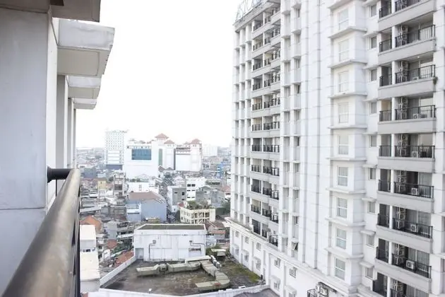Classic 3BR At Braga City Walk Apartment