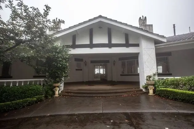 Classic 5 Beds Mt Dandenong Resort - İç Mekan