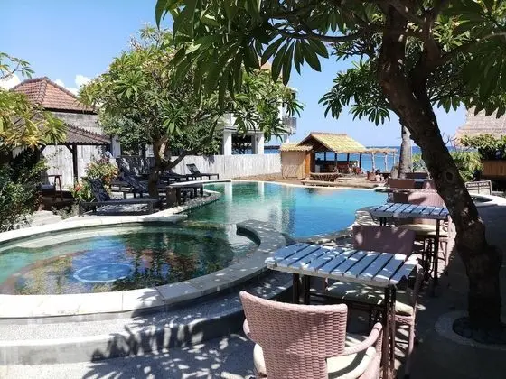Classic Beach Villas - Havuz