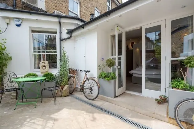Classic Hammersmith Home by Ravenscourt Park by Underthedoormat
