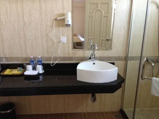 Classic Hoang Long Hotel - Oda
