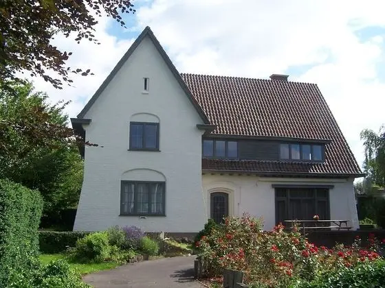 Classic Mansion in Poperinge With Fenced Garden
