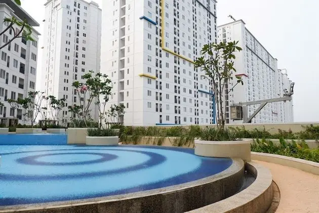 Classic Studio Apartment Connecting To Bassura City - Havuz