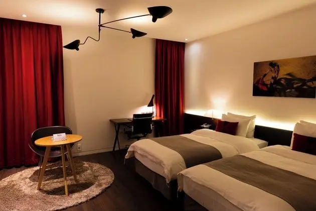 THE CLASSIC HOTEL