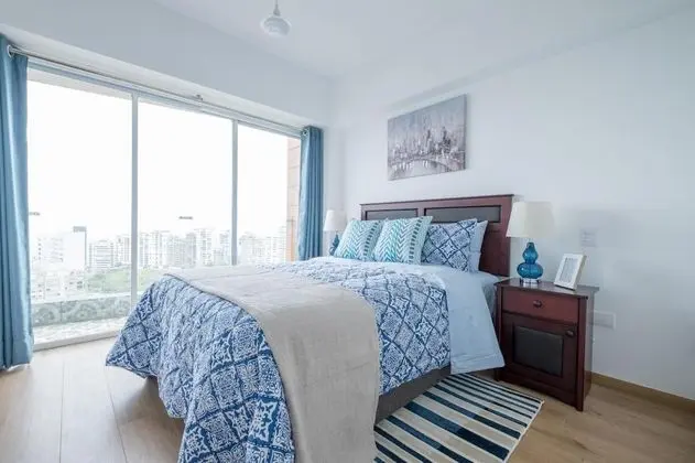 Classy 1 BR Barranco Apartment High Floor