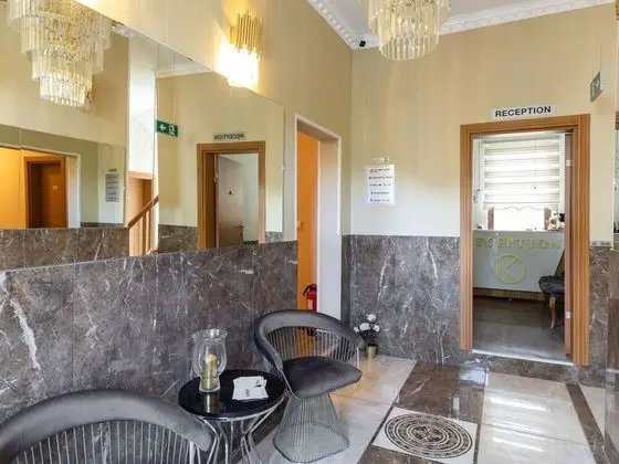 Classy Apartment in Oberhausen - Lobi