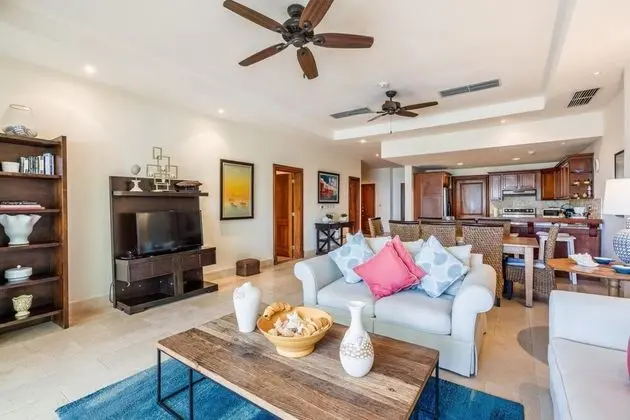 Classy Aquamarina apt Beachfront w Jacuzzi 6AB - Oda
