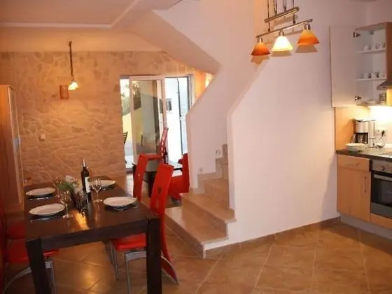 Classy Holiday Home in Novigrad With Private Pool - Öne Çıkan Resim