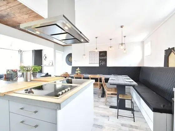 Classy Holiday Home in Sint Annaland With Garden, Barbecue - Mutfak