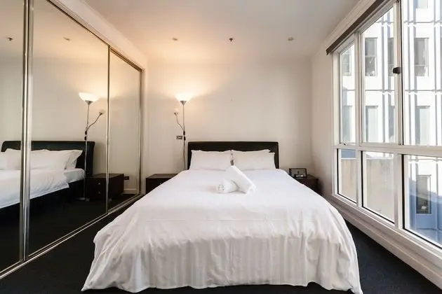 CLAUDE, 2BDR Melbourne Apartment - Oda