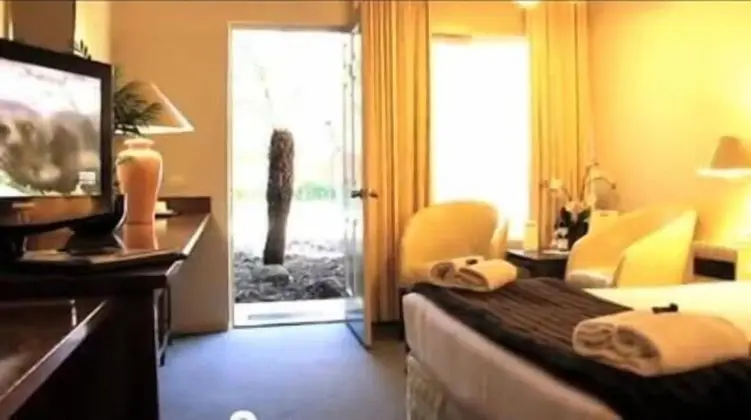 Clayton Monash Motor Inn  Serviced Apartments