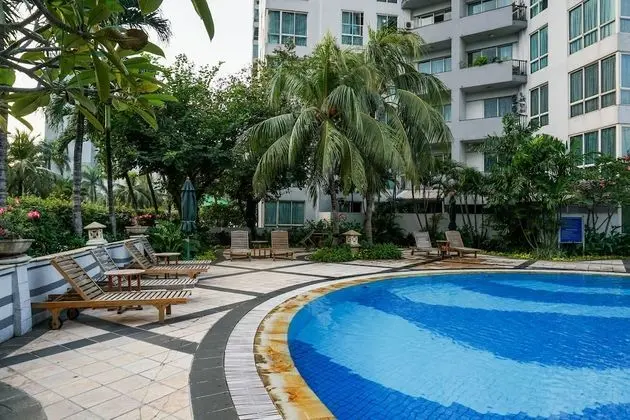 Clean and Tidy 2BR at Puri Casablanca Apartment - Havuz