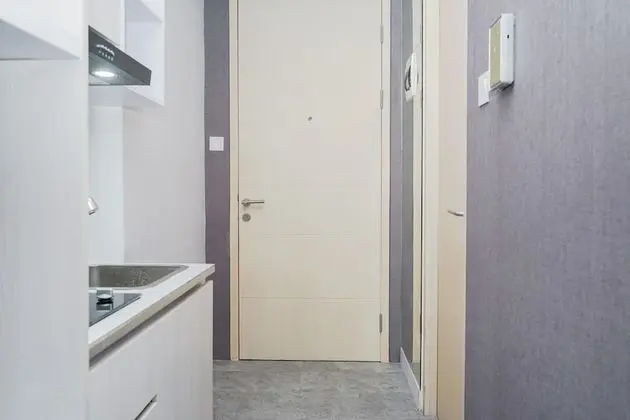 Clean and Tidy Studio Room at Tree Park Apartment - Mutfak