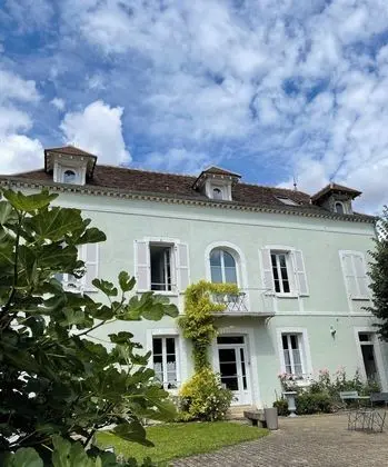 Villa Clément Sens Appart'hôtel - Dış Mekan