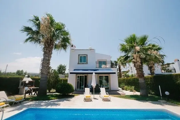 Cleopatra Villa