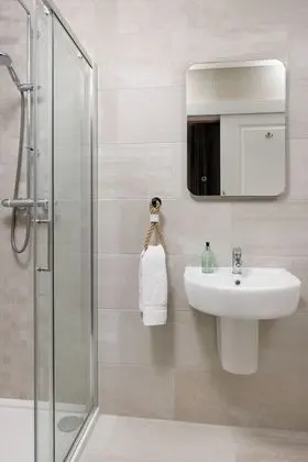 Cleveden House by The Dunvegan - Banyo Özellikleri