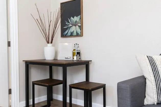 Cleveland 14 by Avantstay Modern University Heights Home! Sleeps 6! - İç Mekan