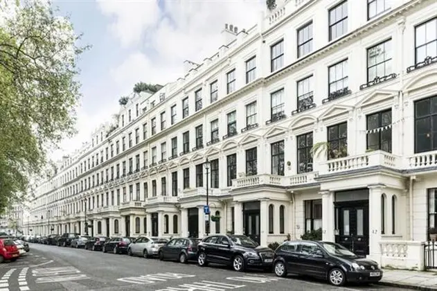 Cleveland Square Mansions