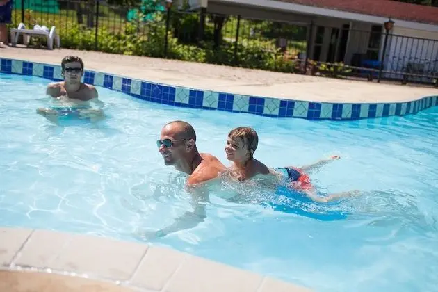 Clevelands House Resort Muskoka - Havuz