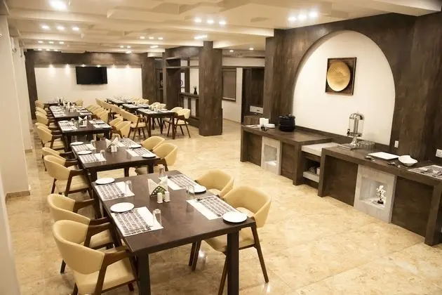 CLICK HOTEL TULSI - Yerinde Yemek
