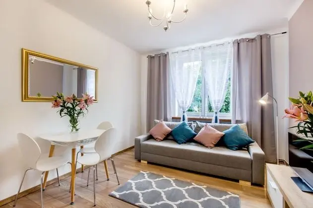 ClickTheFlat Avenue Place