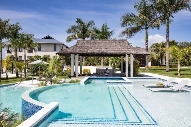 The Cliff Hotel - Havuz