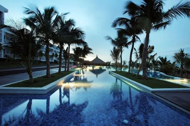 The Cliff Resort & Residences - Havuz