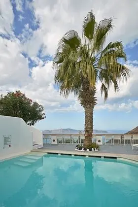 Cliff Side Suites - Havuz