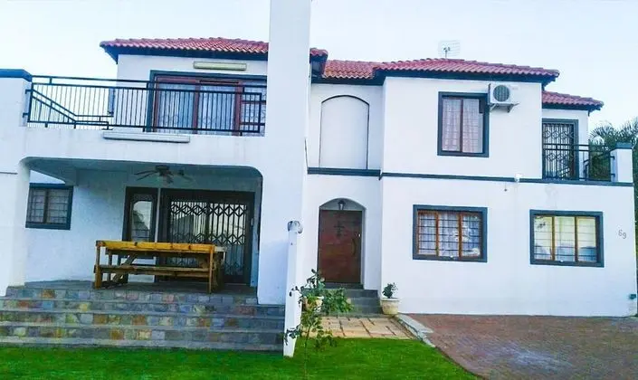 Cliffords Lodge & Spa - Dış Mekan