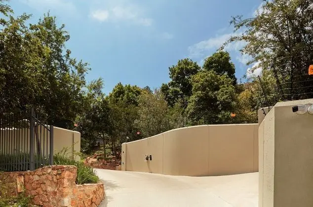 The Cliffside Boutique Getaway - Dış Mekan